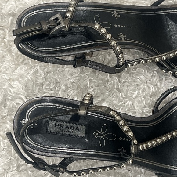 Prada Grey Metallic Studded Leather T Strap Sandals Size 39.5 - Picture 4 of 12